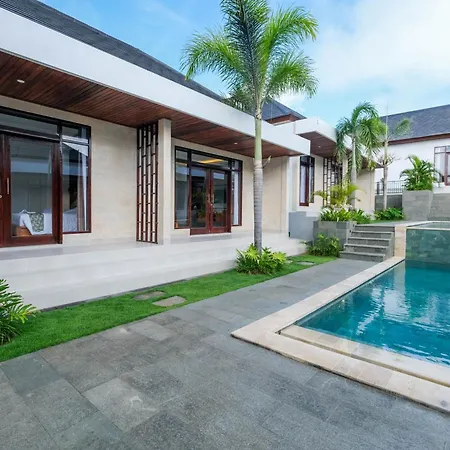 Janara Uluwatu Villa